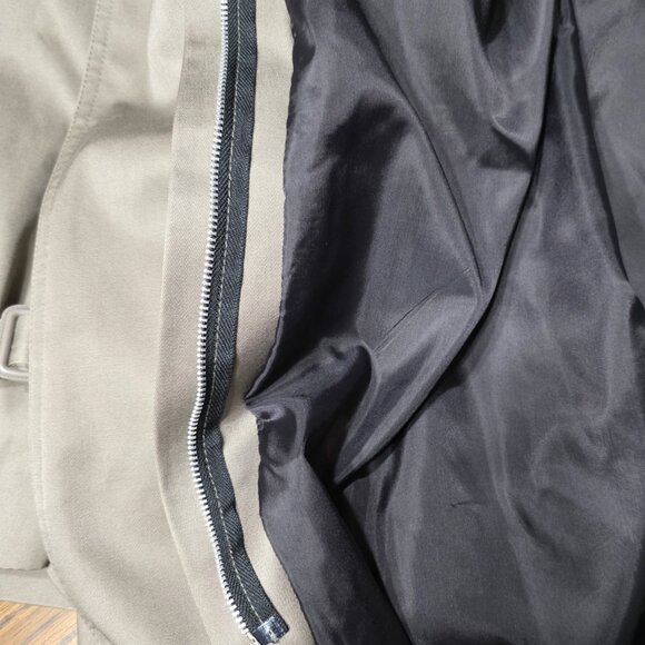 Trench/Rain Coat - Men's - Picture 12 of 12